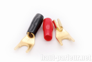 Paire de cosses fourche dorées à sertir cable 4mm²